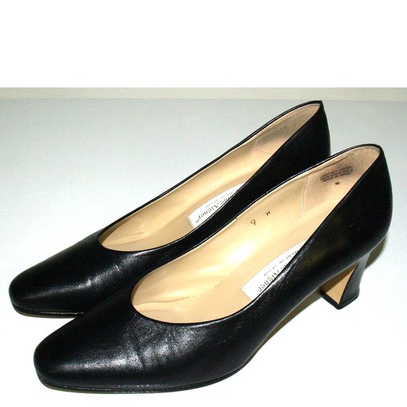 Vintage Etienne Aigner - Taylor - Black Leather Pumps - Made In Spain - 9W - Picture 3 of 10